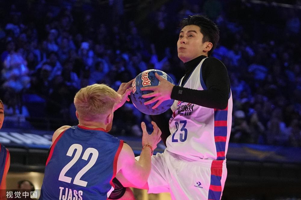 据知情人士 据知情人士